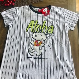 Snoopy T-shirt